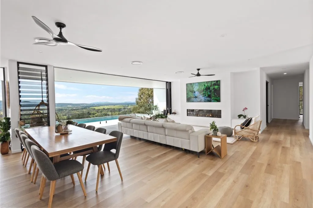 luxury home builders sunshine coast